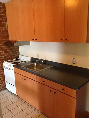 Rented by Michael Alvandi, LREB | media 29