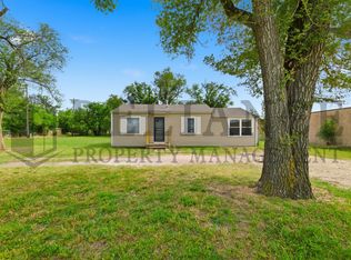 6021 W Newell St, Wichita, KS 67212