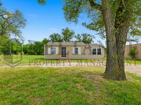 6021 W Newell St, Wichita, KS 67212