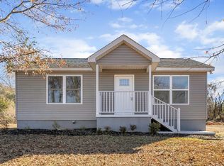 631 Smith Grove Rd, Easley, SC 29640