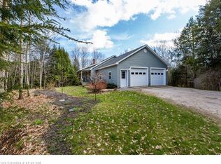 52 E School House Crossing Rd #R, Topsham, ME 04086