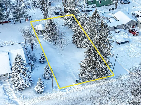 2780 Mary St, Ramara, ON L0K 1B0