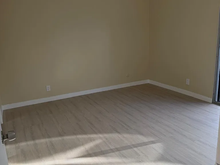 476 Firloch Ave #2 — Photo 5
