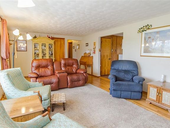 5th image of 6855 Woodlane Dr