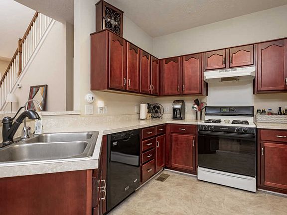 3rd image of 3137 Barksdale Harbor Dr