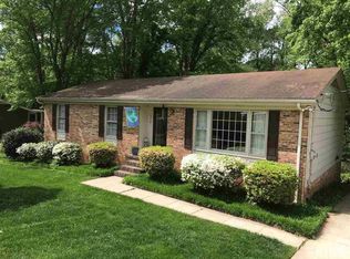 1308 Pineview Dr, Raleigh, NC 27606