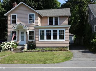 11 Halfmoon Dr, Waterford, NY 12188