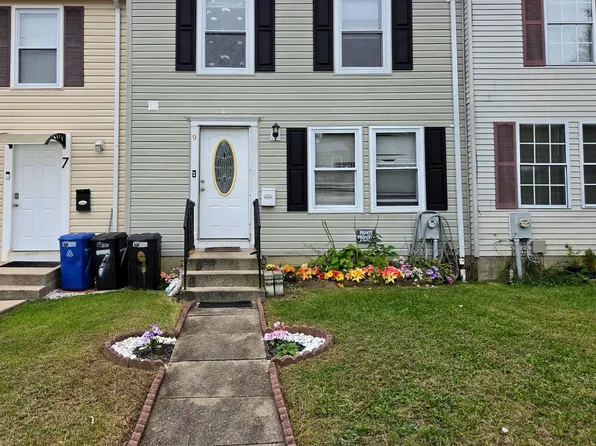 9 Van Ct, Baltimore, MD 21206