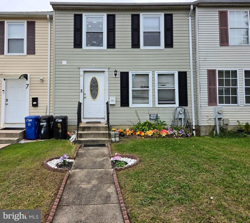 9 Van Ct, Baltimore, MD 21206