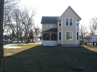 225 Hansina Ave, Volga, SD 57071