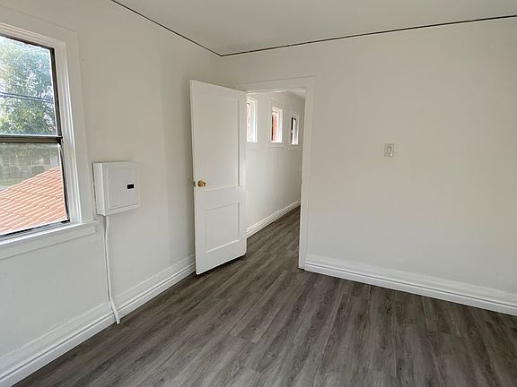 5th image of 677-707 N Park Ave #6915