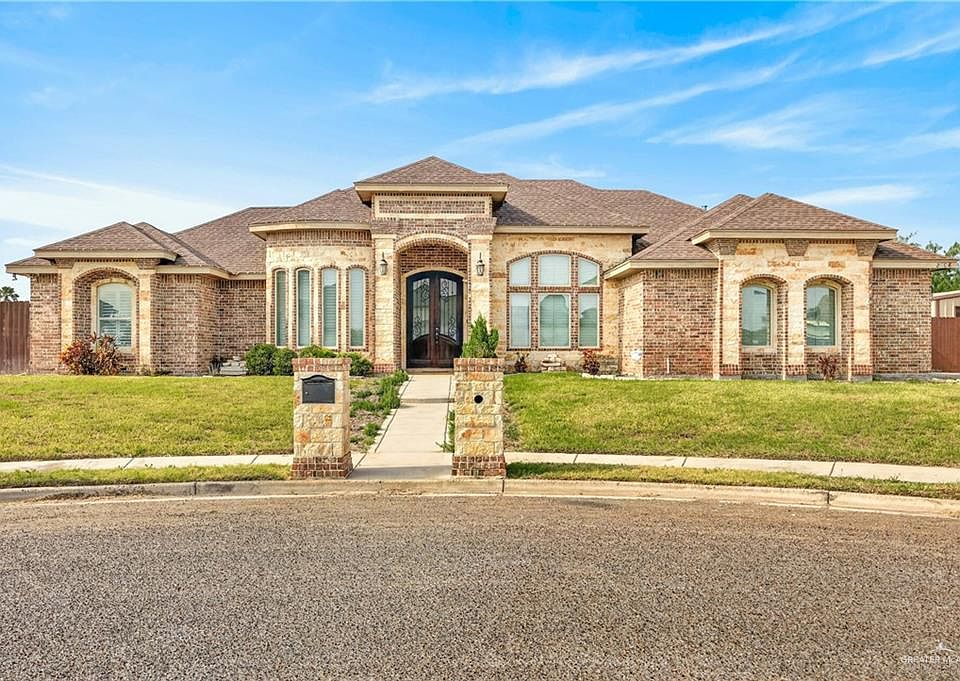 1st image of 2608 Moreno Sr Dr