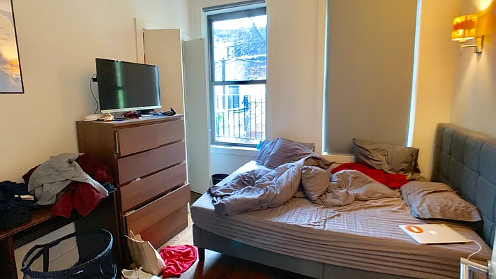 Rented by Nooklyn NYC LLC | media 30