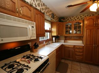 134 Osage Ct, Oswego, IL 60543