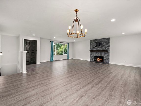 4th image of 10326 58th Avenue Ct E