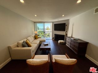 8530 Holloway Dr APT 318, West Hollywood, CA 90069