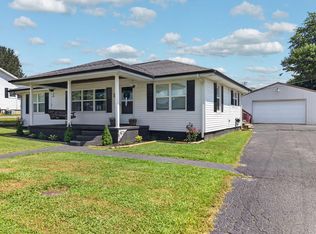 418 Woodland St, Burkesville, KY 42717