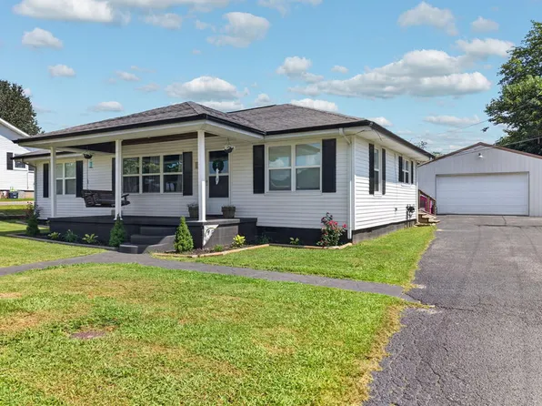 418 Woodland St, Burkesville, KY 42717