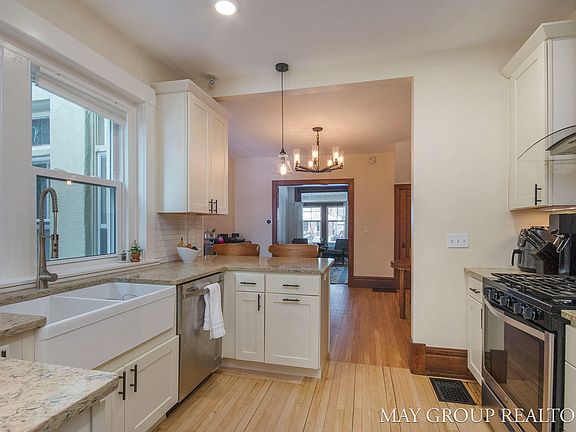 5th image of 108 Fitzhugh Ave SE