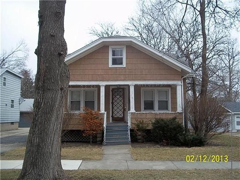 428 S Commonwealth Ave, Aurora, IL 60506 Zillow