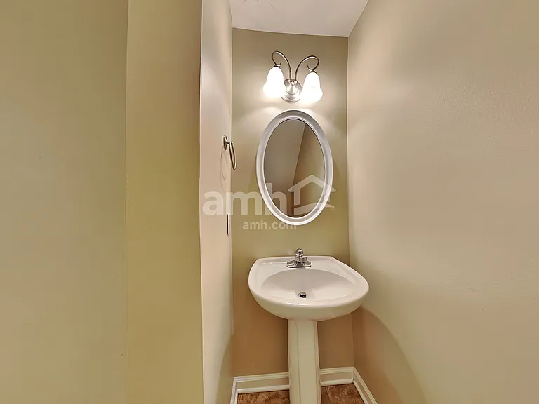 407 Windham Ct — Photo 9