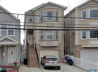 23 Davis St #2, Harrison, NJ 07029