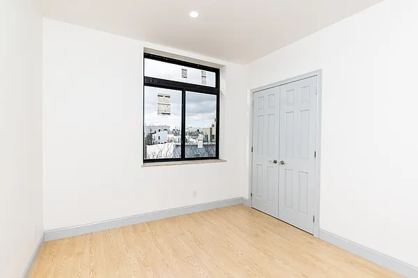 Rented by Oxford Property Group | media 6