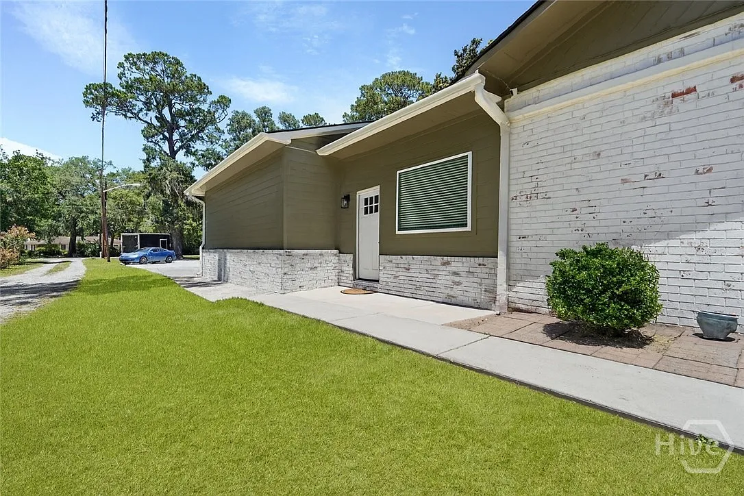 1 bed, 1.0 bath, 800 sqft, $2,000 — Photo 3