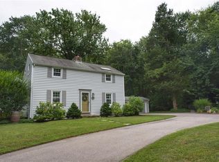 490 Shermantown Rd, Saunderstown, RI 02874
