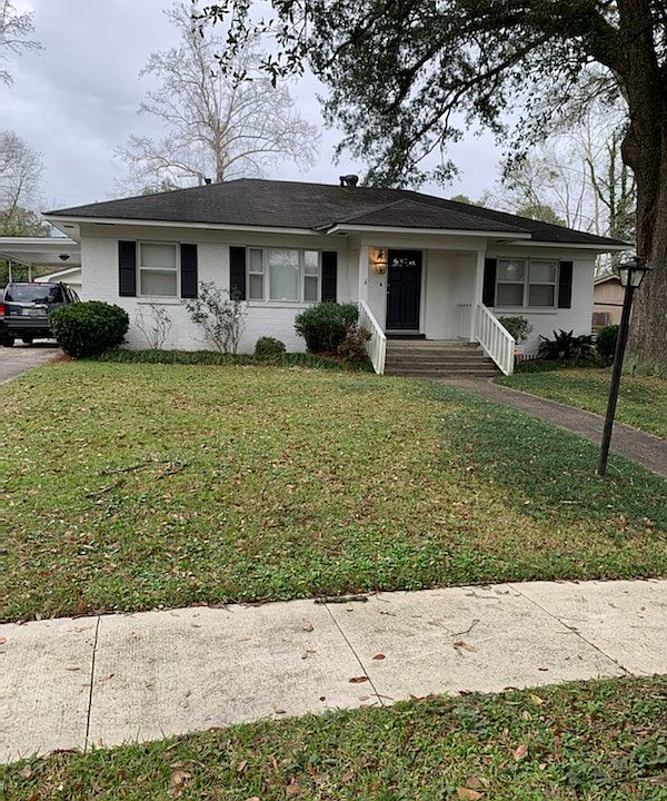 1st image of 2852 Thornhill Dr