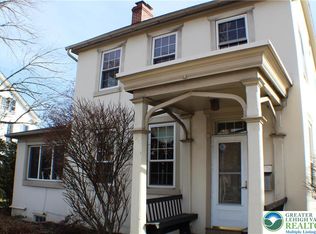 135 S Main St, Coopersburg, PA