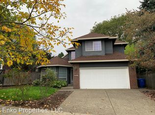 409 SW Idaho St, Portland, OR 97239