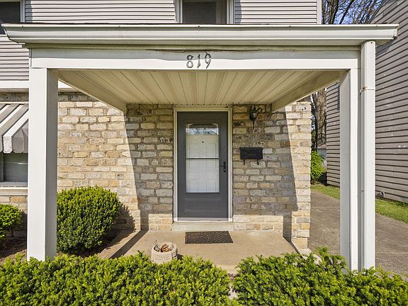 4th image of 819 Binns Blvd