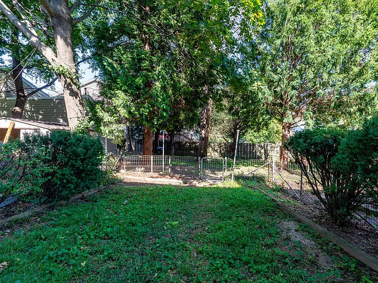 409 Fairview Ave — Photo 15