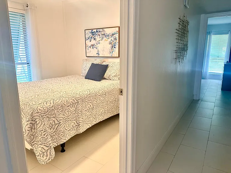 160 Cypress Point Dr — Photo 15