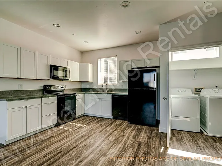 2132 Moyo Dr #2B — Photo 8