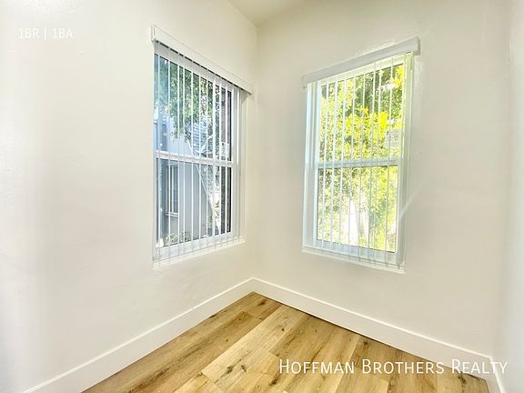 5th image of 974 S Gramercy Pl #101A
