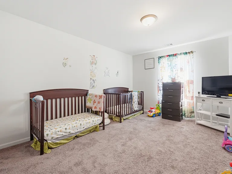 111 Franklins Walk — Photo 21