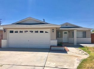 1713 Clinton St, Delano, CA 93215