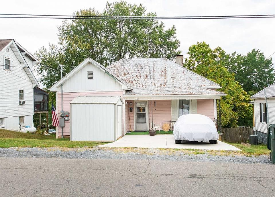 1st image of 1203 Massachusetts Ave