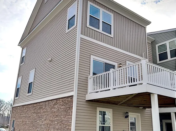 1710 Huber Rd, Essex, MD 21221