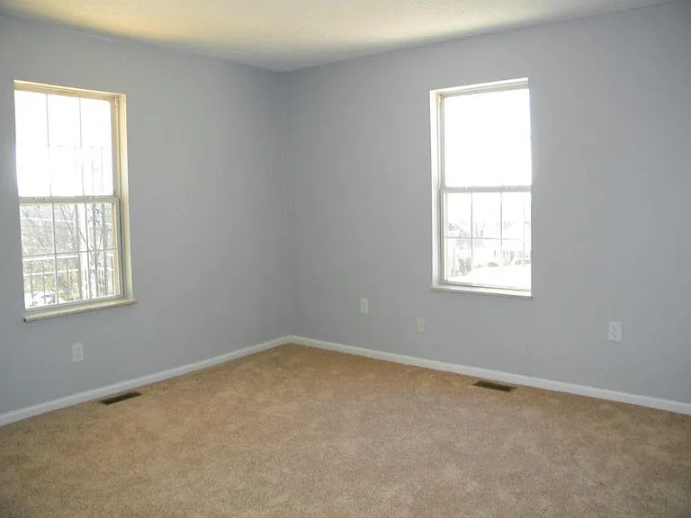 1305 Moses Ave — Photo 19