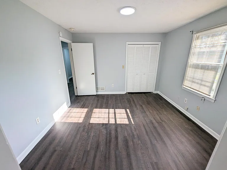 3253 Kimberly Woods Ct — Photo 15