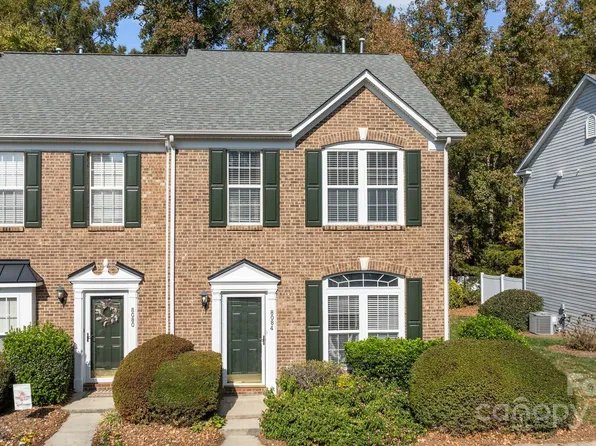 8084 Sapwood Ct, Matthews, NC 28104