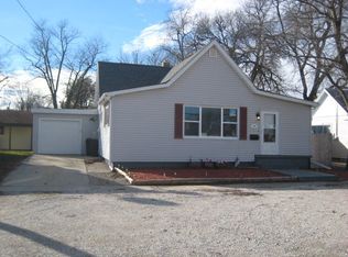 109 S H St, Tilton, IL 61833