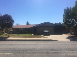 2872 Base Line Rd, La Verne, CA 91750