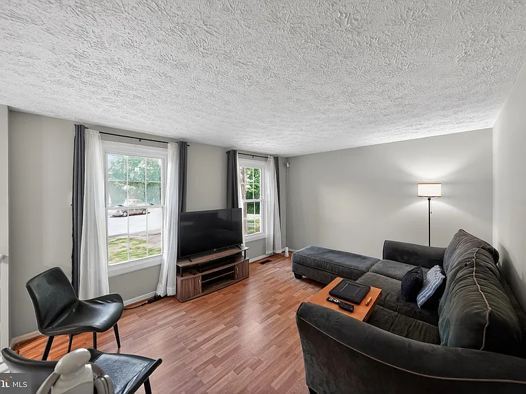 3079 Dorsey Ct — Photo 12