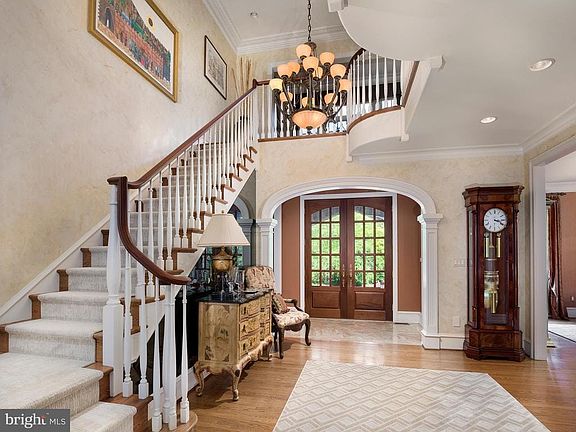 3rd image of 805 Montparnasse Pl