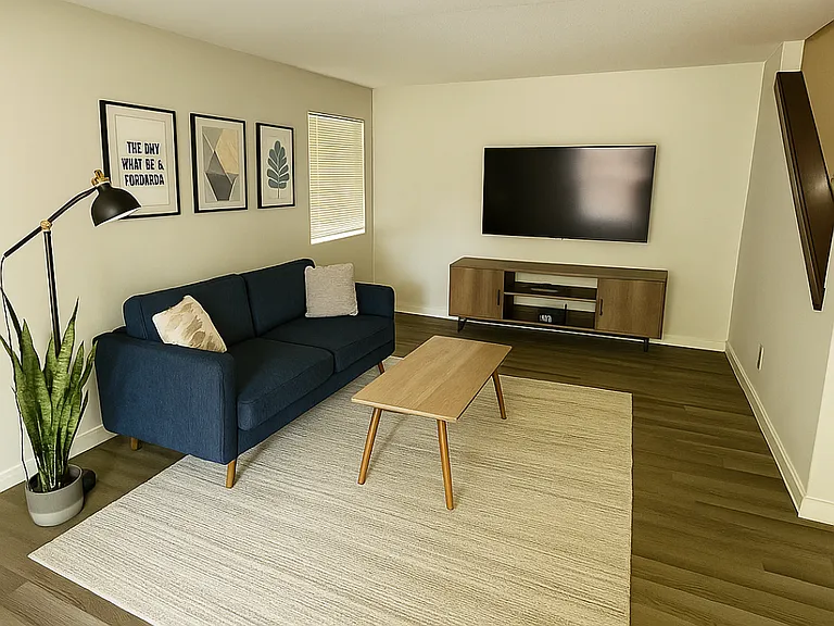 Walnut Grove — Photo 30
