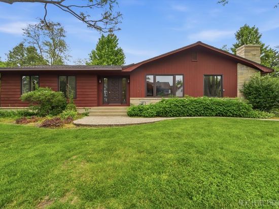 (Undisclosed Address), Batavia, IL 60510